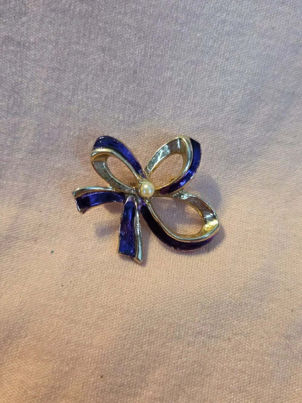 Vintage Gold-Tone Blue Enamel Bow Brooch | Retro Ribbon Lapel Pin with Faux Pear